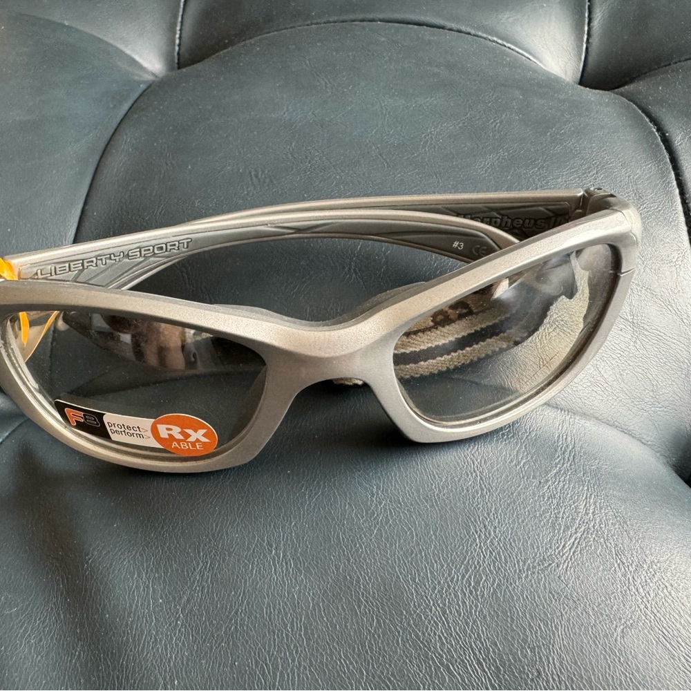 Ray-Ban Clubmaster RB3016 W0366 51mm Mock Tortoise Arista with Classic G15 Green